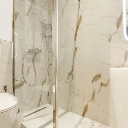 Luxury Appart Bonne Nouvelles Apartment *